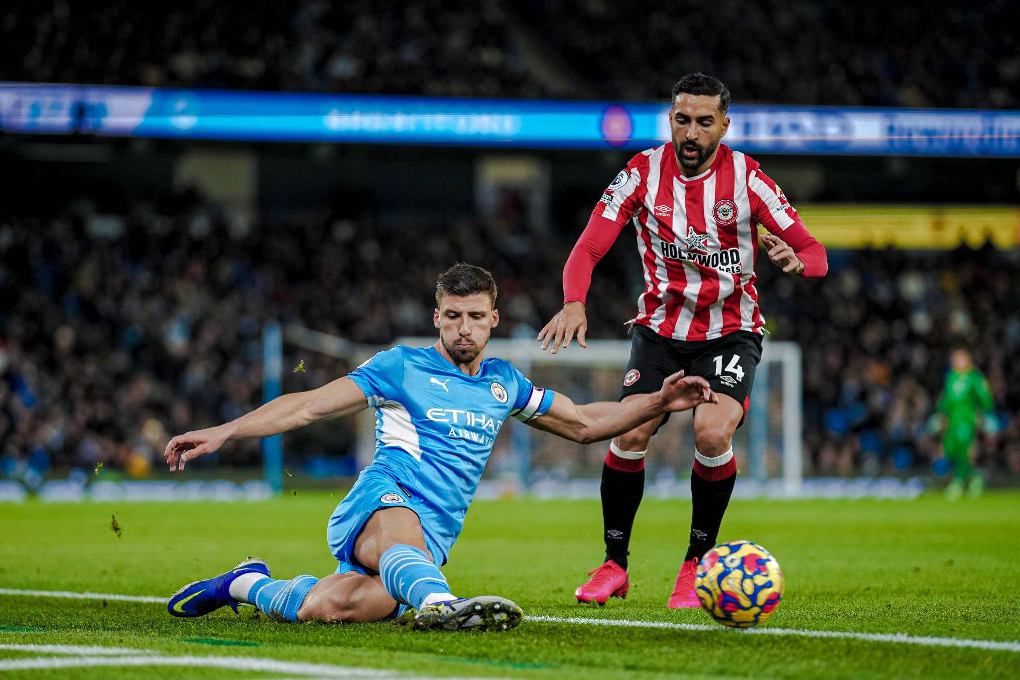 关于托特纳姆热刺积极备战对决门兴格拉德巴赫的信息