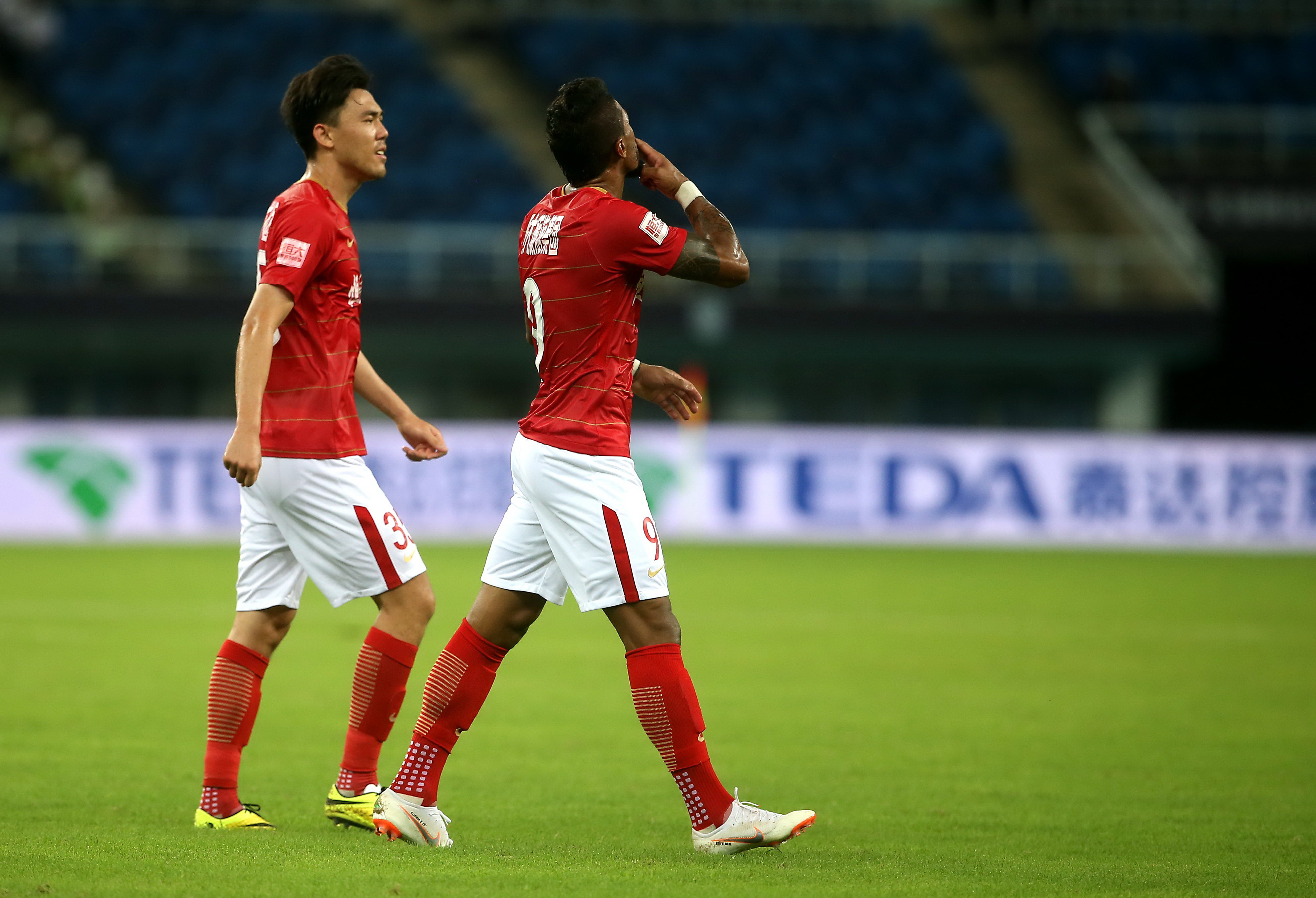 恒大主场大捷,展现出豪华进攻 恒大主场大捷,展现出豪华进攻