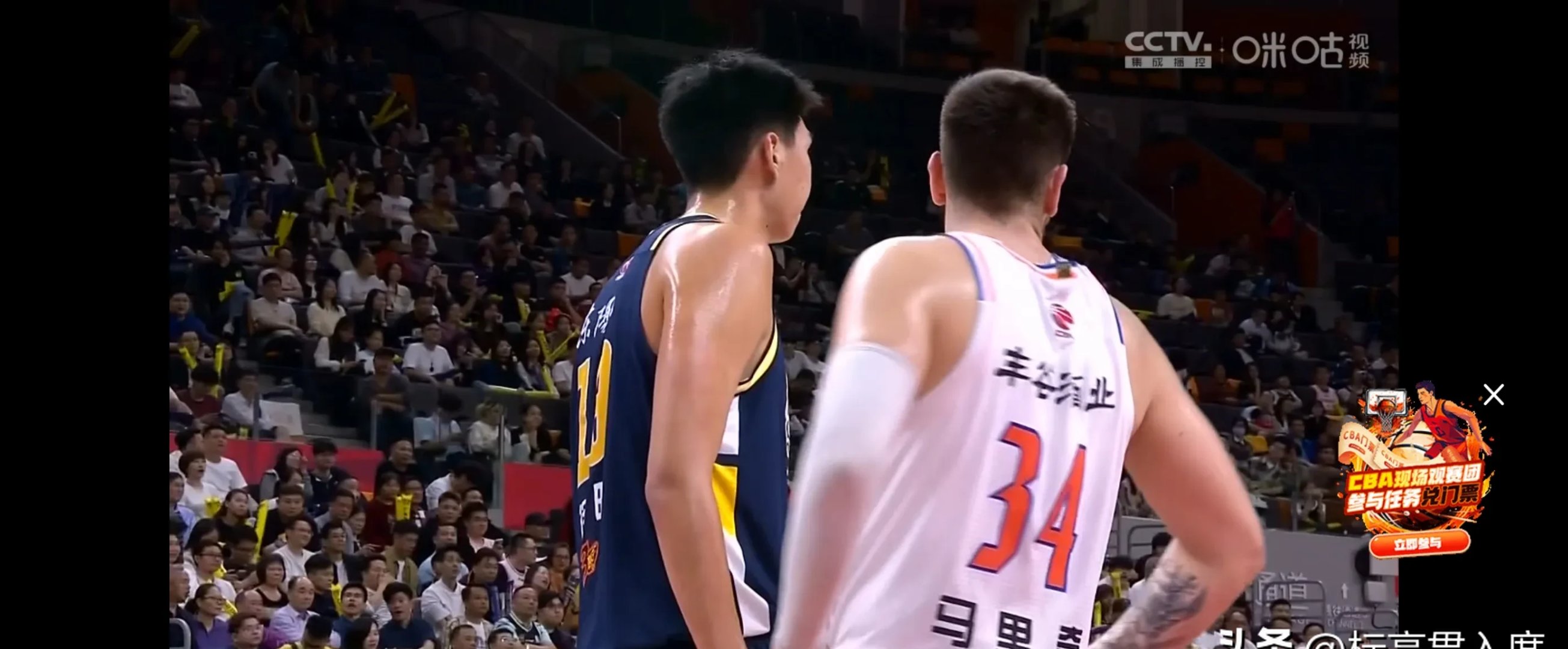 川足VS深圳佳兆业，两队实力相当，成就不可小觅的简单介绍