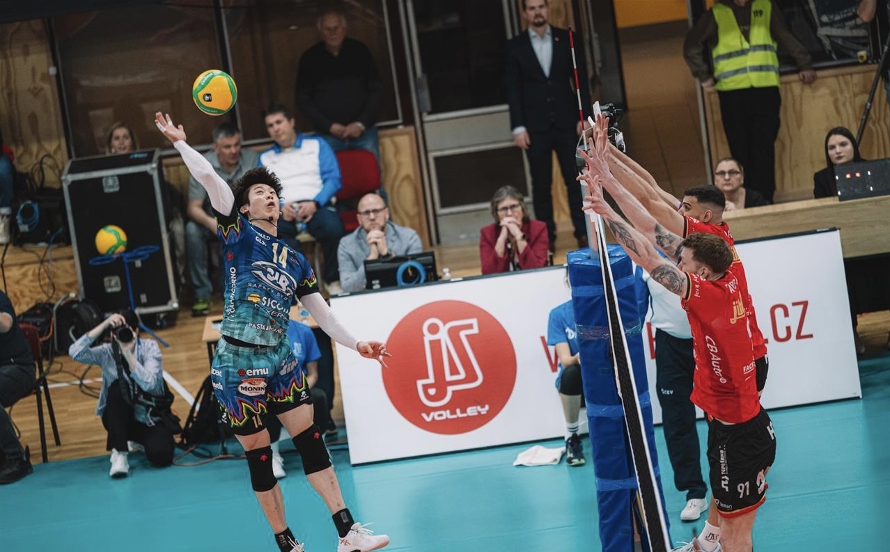 挑战欧预赛欧洲之巅：球队披荆斩棘