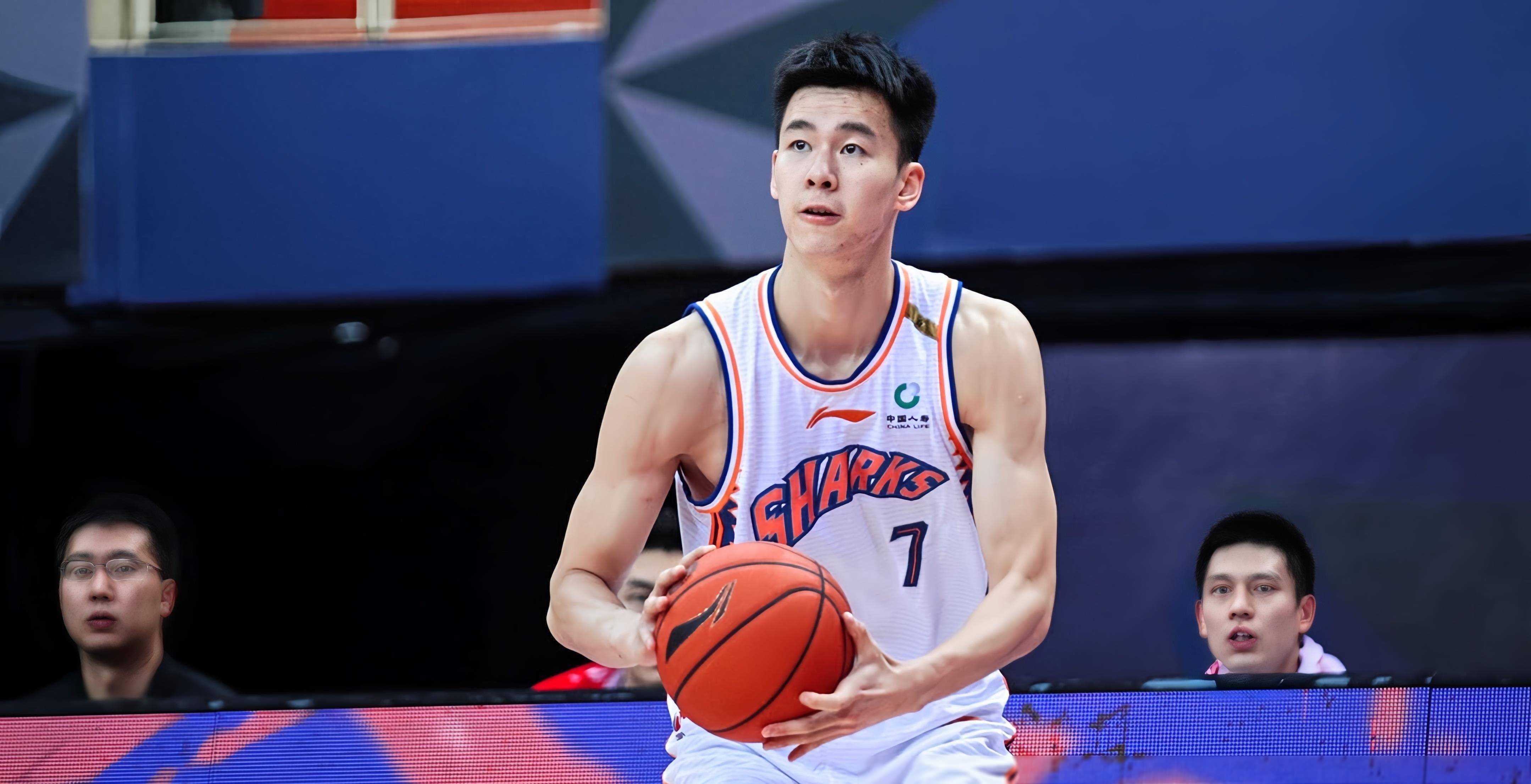 开云体育在线-湖南男篮迎来惊艳胜利，士气大涨