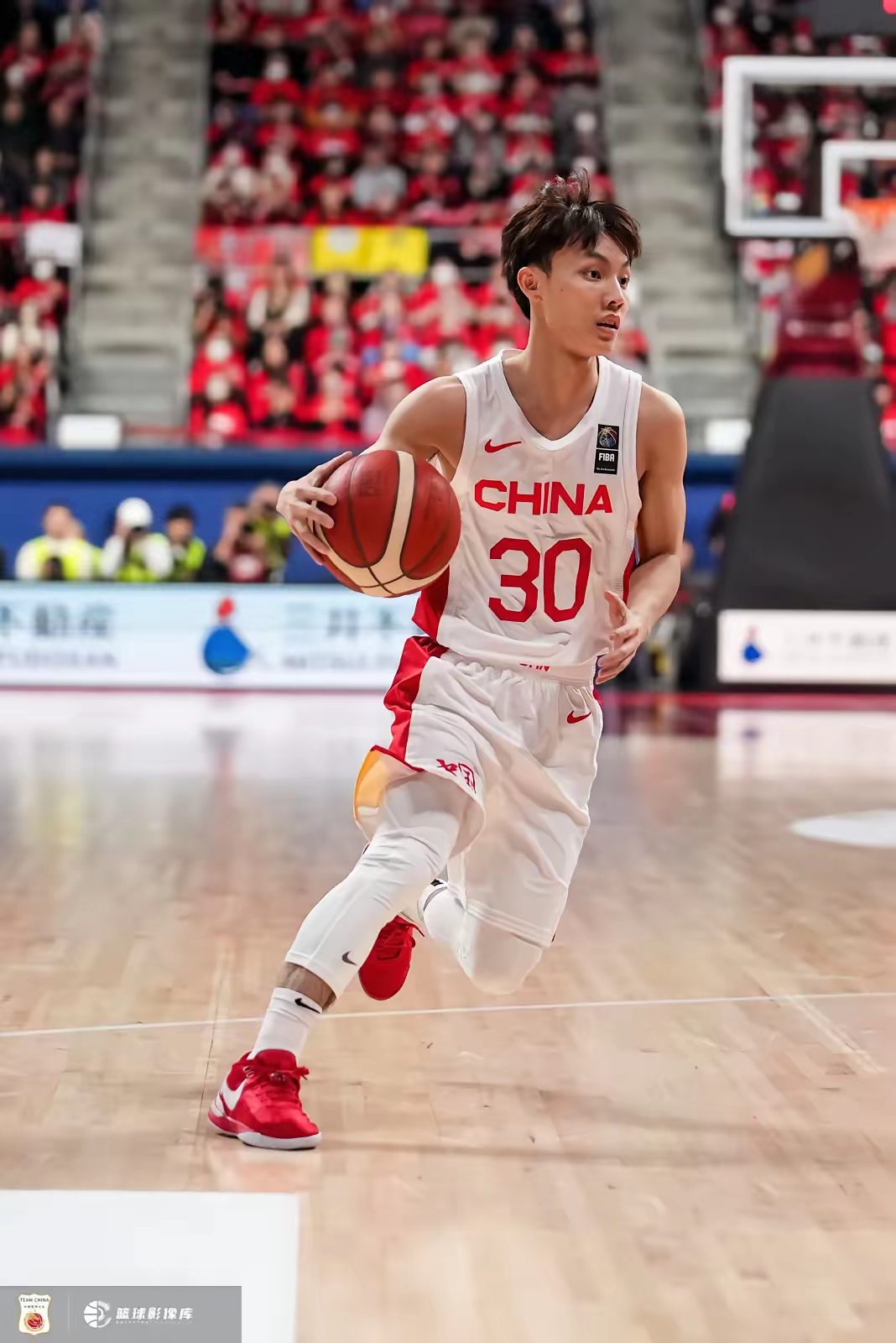 湖南男篮迎来惊艳胜利，士气大涨