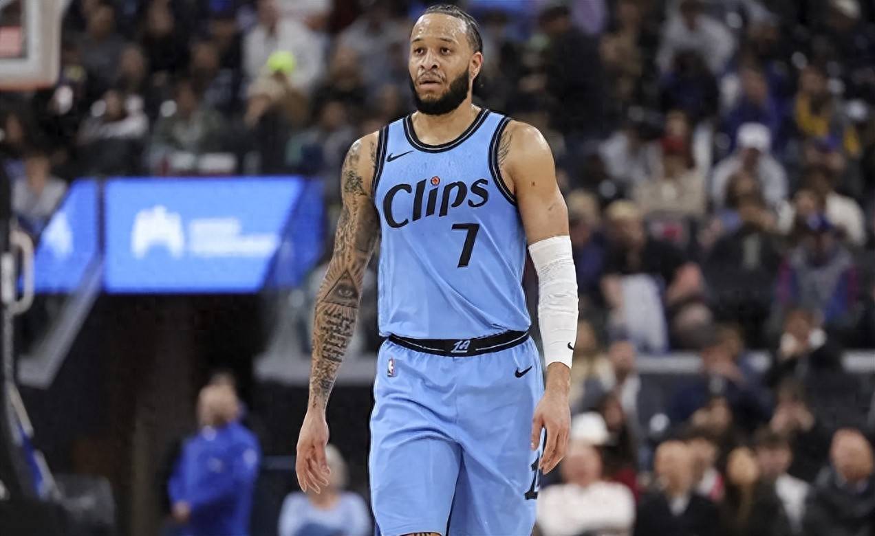 开云下载-包含亚眠迎来胜利，全队士气高涨的词条