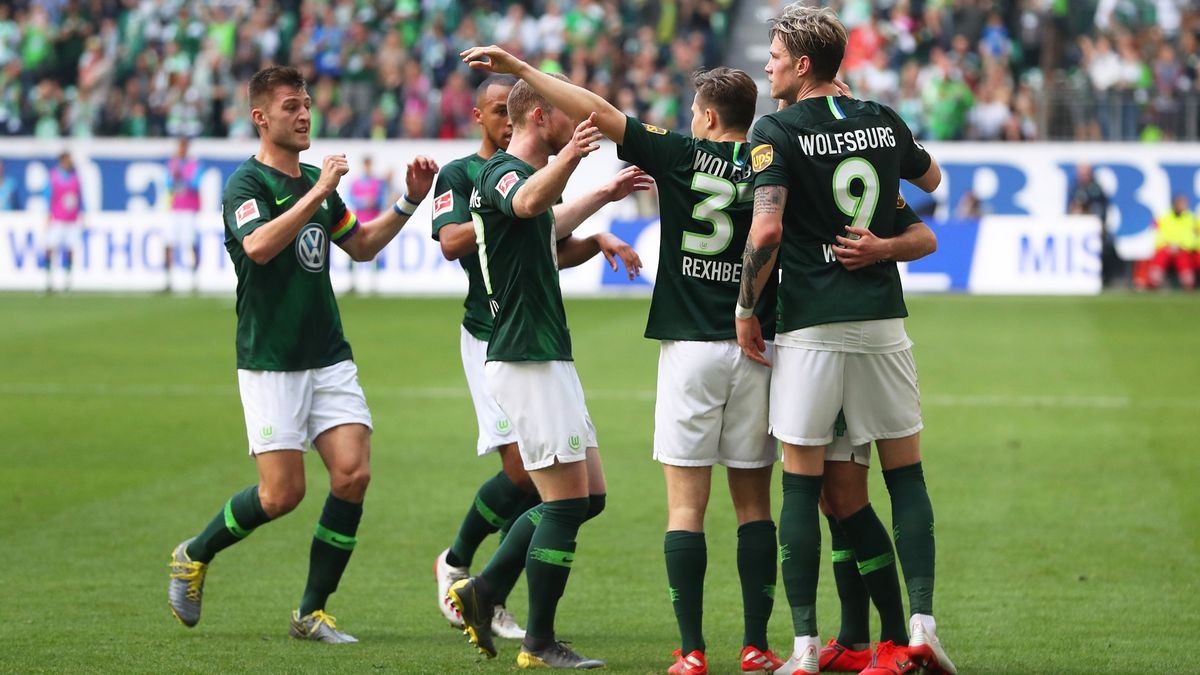 包含弗赖堡成功逆袭，领先分数榜的词条