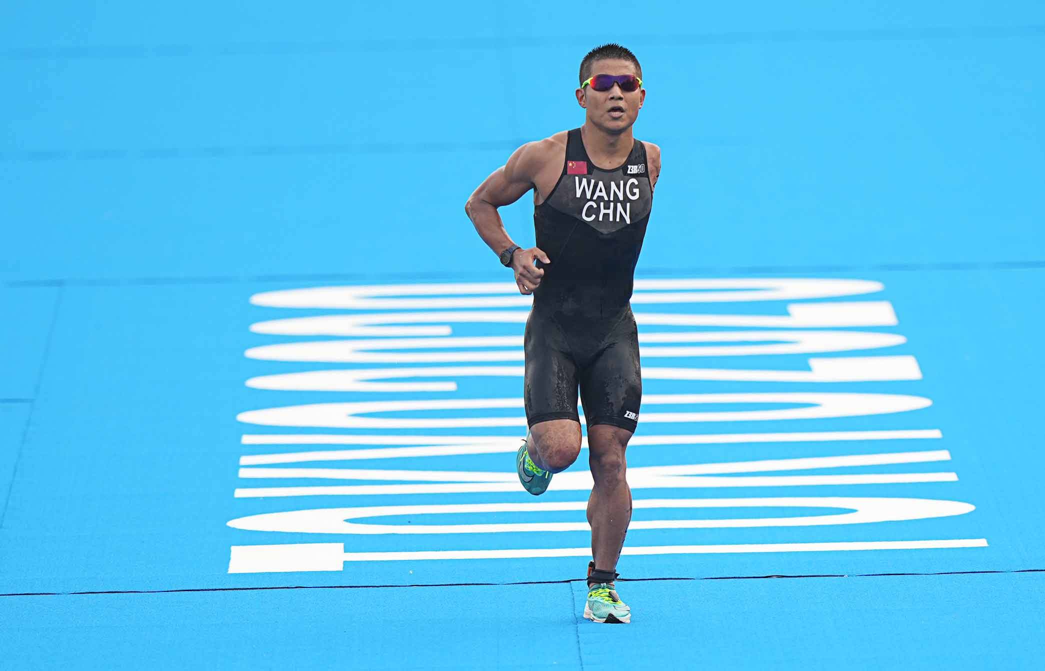 开云平台-关于瑞士男子铁人三项表现出色，谱写传奇故事的信息