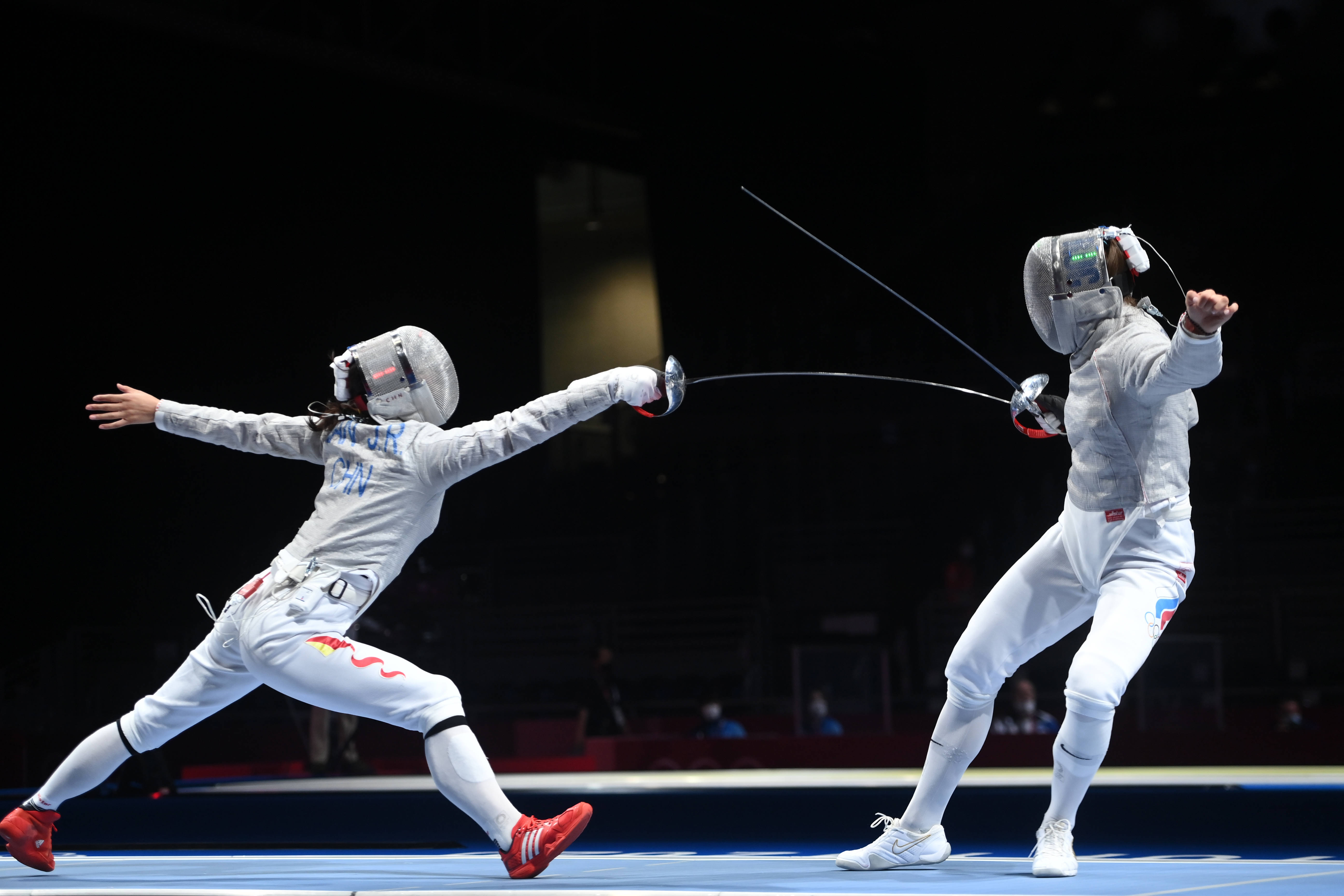 开云体育在线-尼泊尔击剑选手勇夺金牌，实力超群