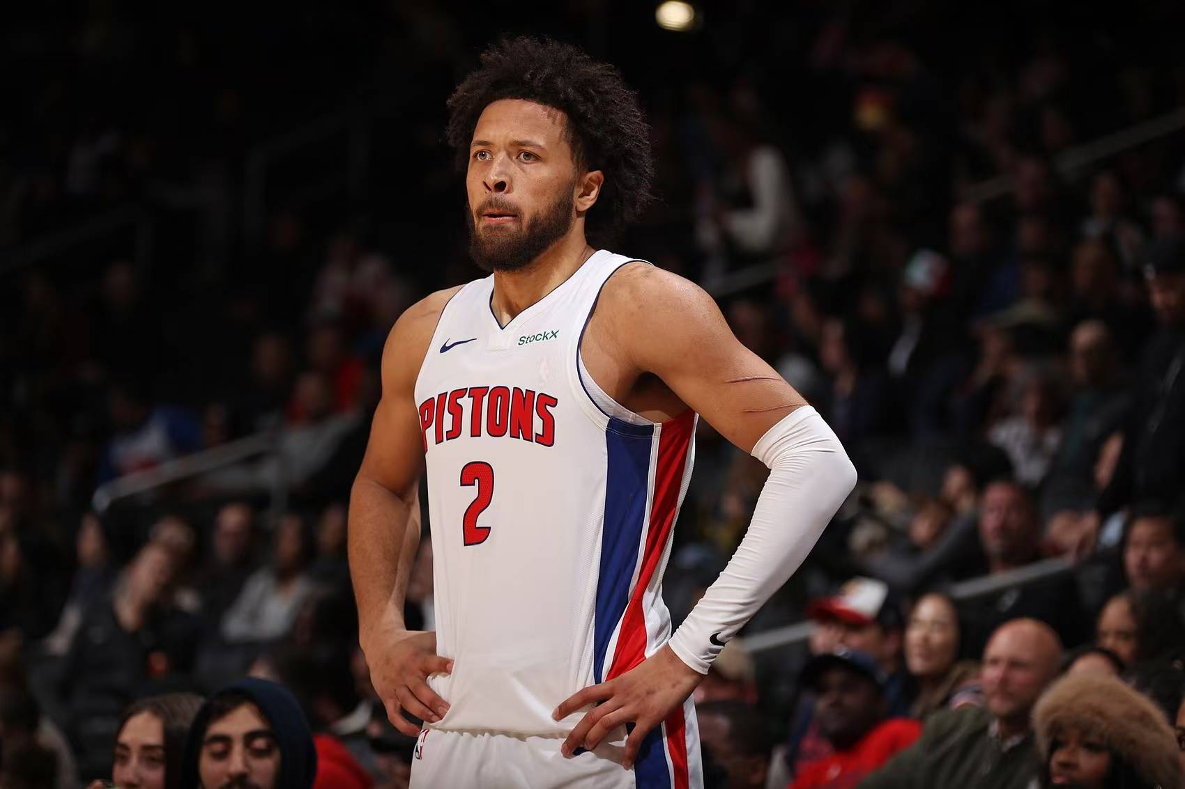 雄鹿后卫状态火爆，全队得分领先