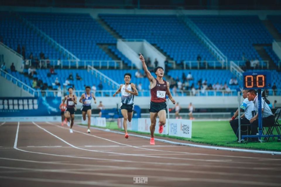 包含捷克射击健将实力抢眼,冲击领奖台的词条 包含捷克射击健将实力抢眼,冲击领奖台的词条