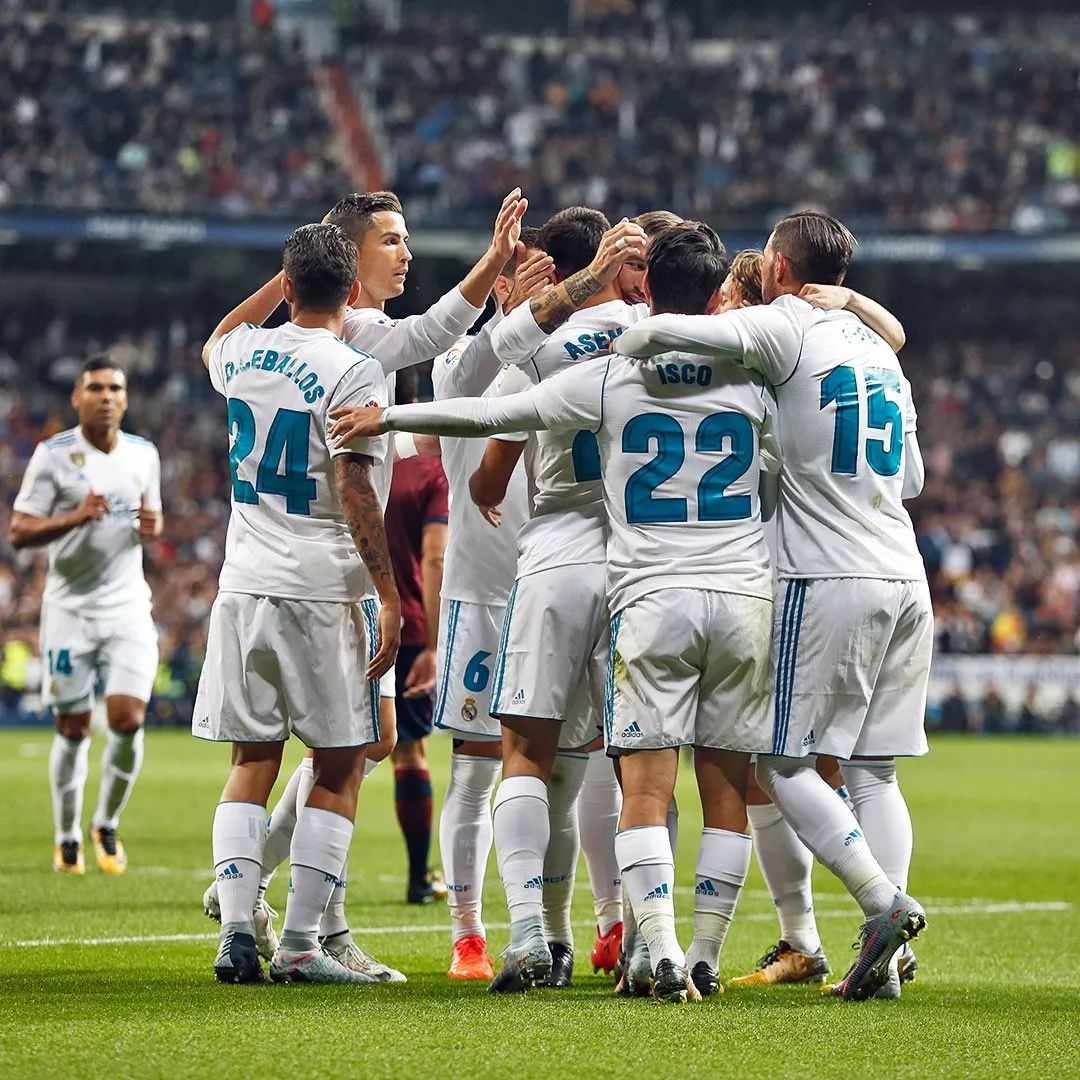 包含精湛的战术配合与球员默契，锦上添花的关键所在的词条