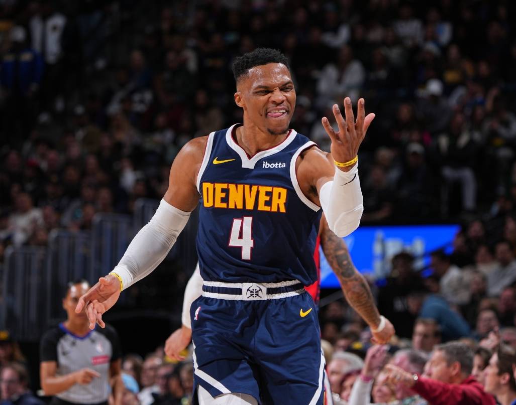 开云官方app入口-沃尔夫斯主场战胜骑士，终结两连败