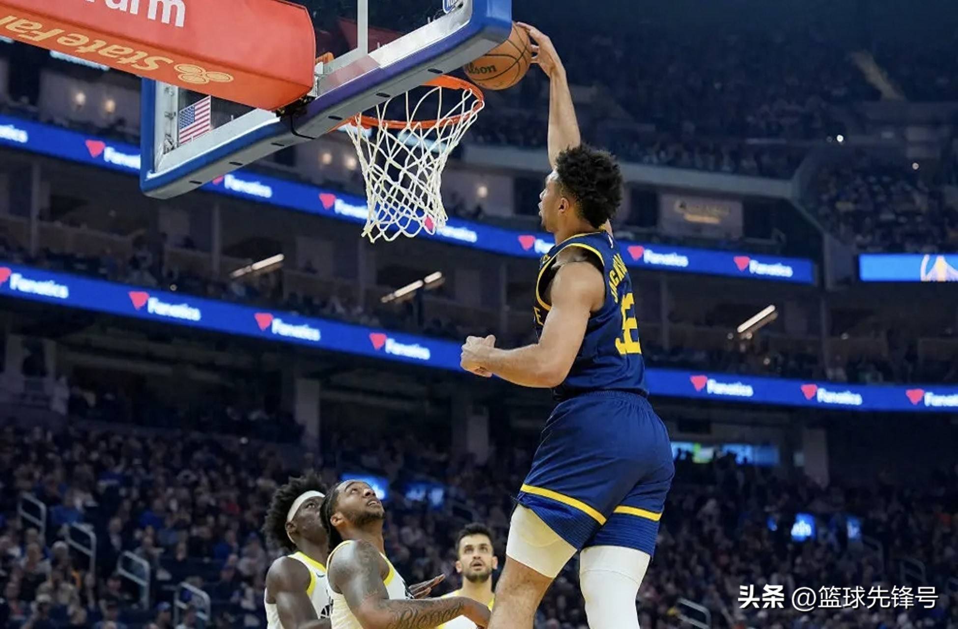 开云体育官方网站-勇士遭遇爵士，双方战成平手