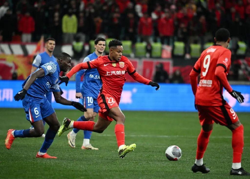 上海SIPG队稳定亚冠赛场表现