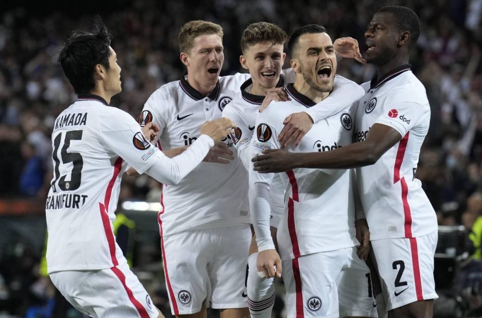 弗赖堡新帅带领球队赢得前瞻赛事