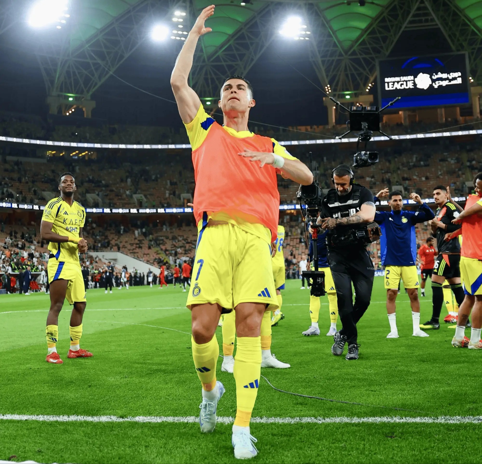 爱沙尼亚足球赛场：图尔库联队表现优异，赢得赞誉