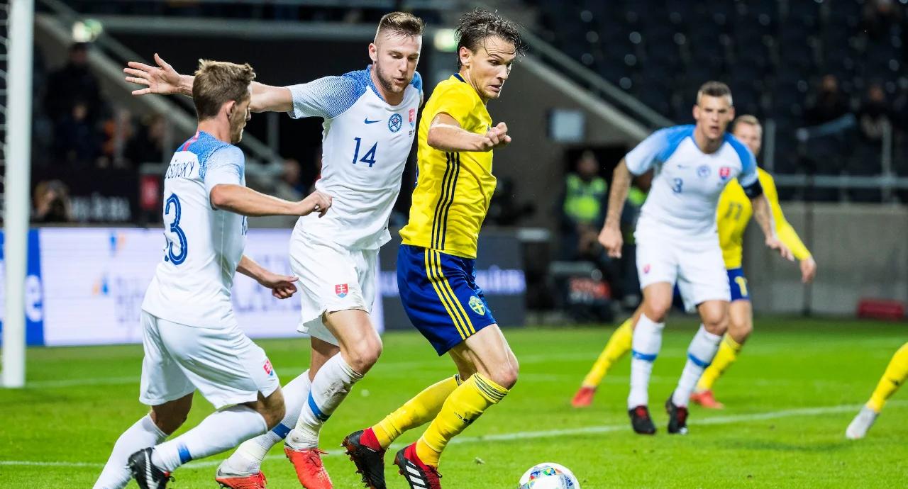 瑞典队收获主场胜利,成功保持小组不败纪录 瑞典队收获主场胜利,成功保持小组不败纪录