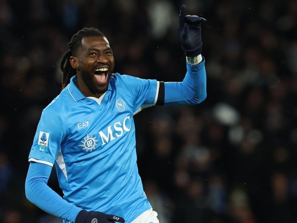 那不勒斯惊险胜利点球大战中逆转击败对手的简单介绍