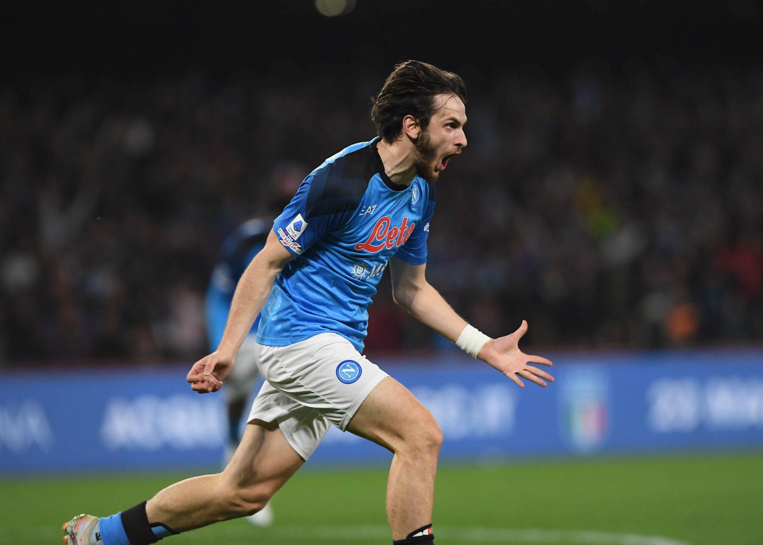 那不勒斯惊险胜利点球大战中逆转击败对手的简单介绍