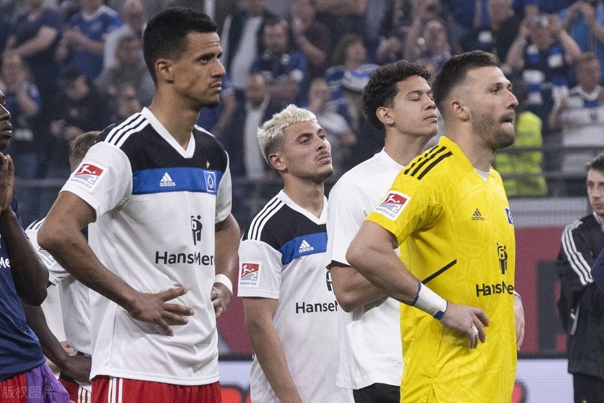 包含汉堡主场不敌对手，德甲保级形势扑朔迷离的词条