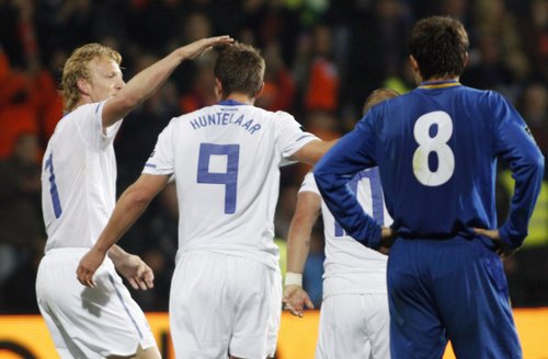 荷兰备战摩尔多瓦,争取在客场豪取分 荷兰备战摩尔多瓦,争取在客场豪取分