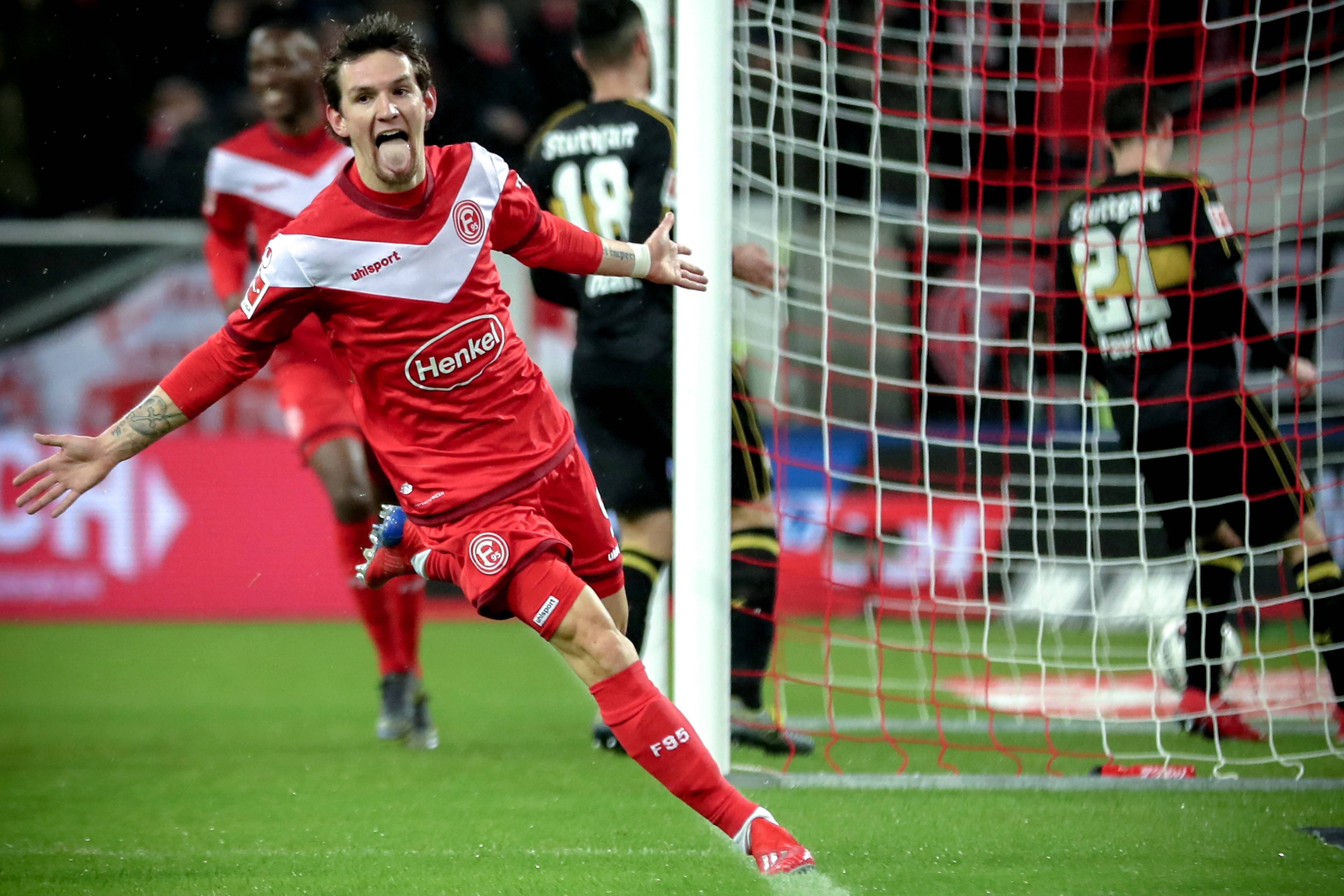 开云体育入口-多特蒙德客场大胜比勒费尔德，实现反弹火力回归劲敌击败！