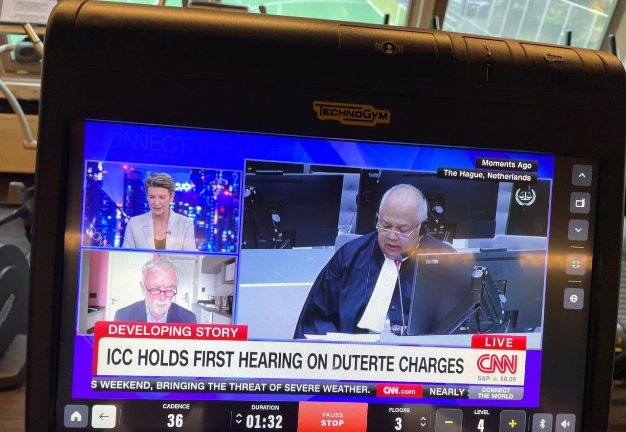 关于超强对决引发球迷热议支持者与反对者激烈交锋的信息 关于超强对决引发球迷热议支持者与反对者激烈交锋的信息