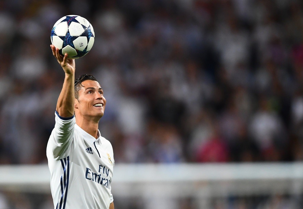 开云体育app-葡萄牙迎战爱沙尼亚，卡瓦哈尔突破传中助攻攻破球门！