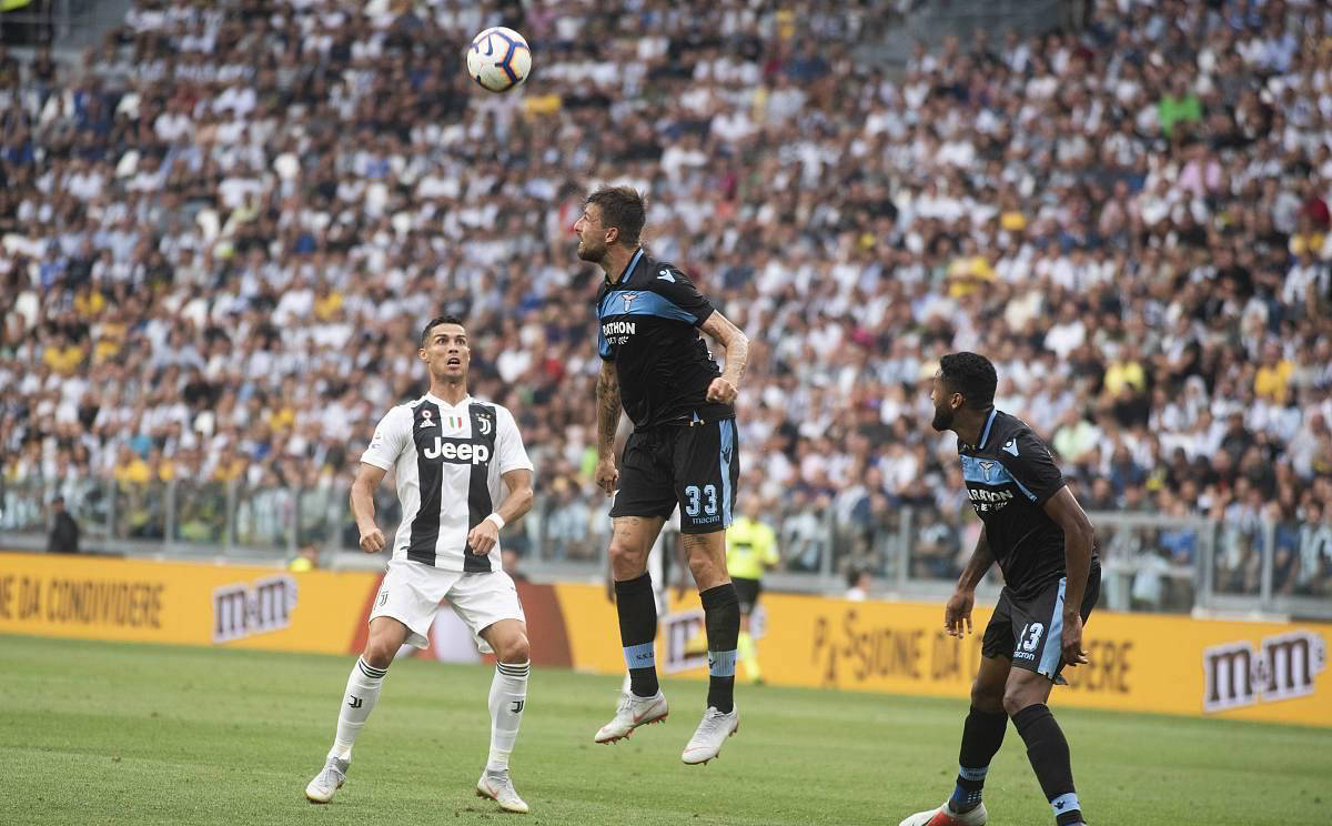 拉齐奥战胜取分，前锋快速冲刺突袭成功得分