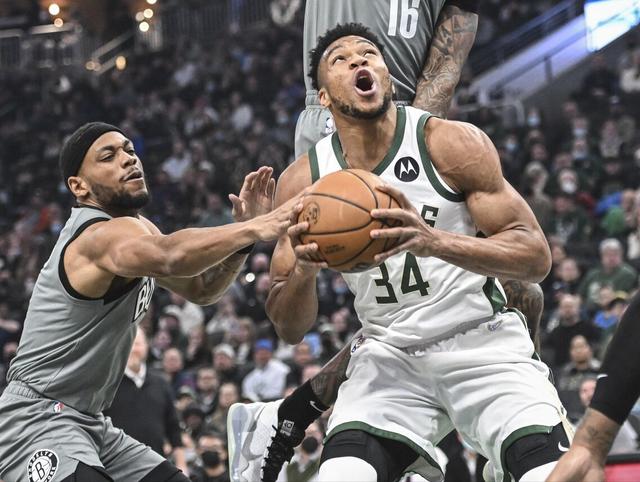 里昂新援表现抢眼,或将成球队中坚力量 里昂新援表现抢眼,或将成球队中坚力量