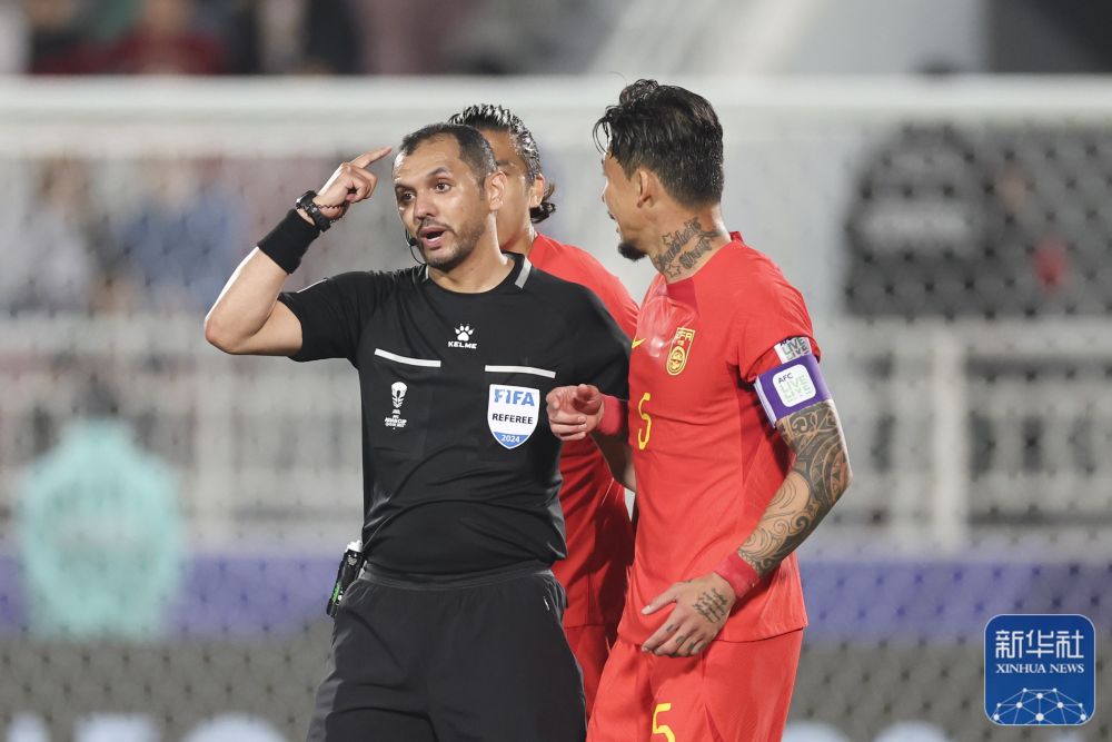 关于塔吉克斯坦球队在国际比赛中迎来挑战的信息