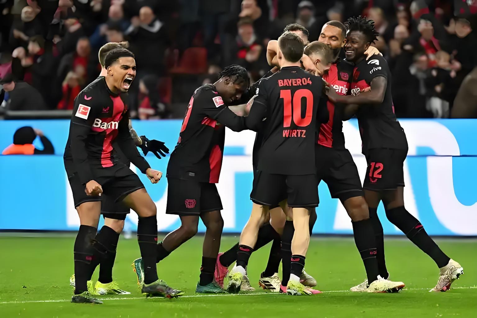 包含利兹联险胜颓势！南安普顿实力暂露的词条