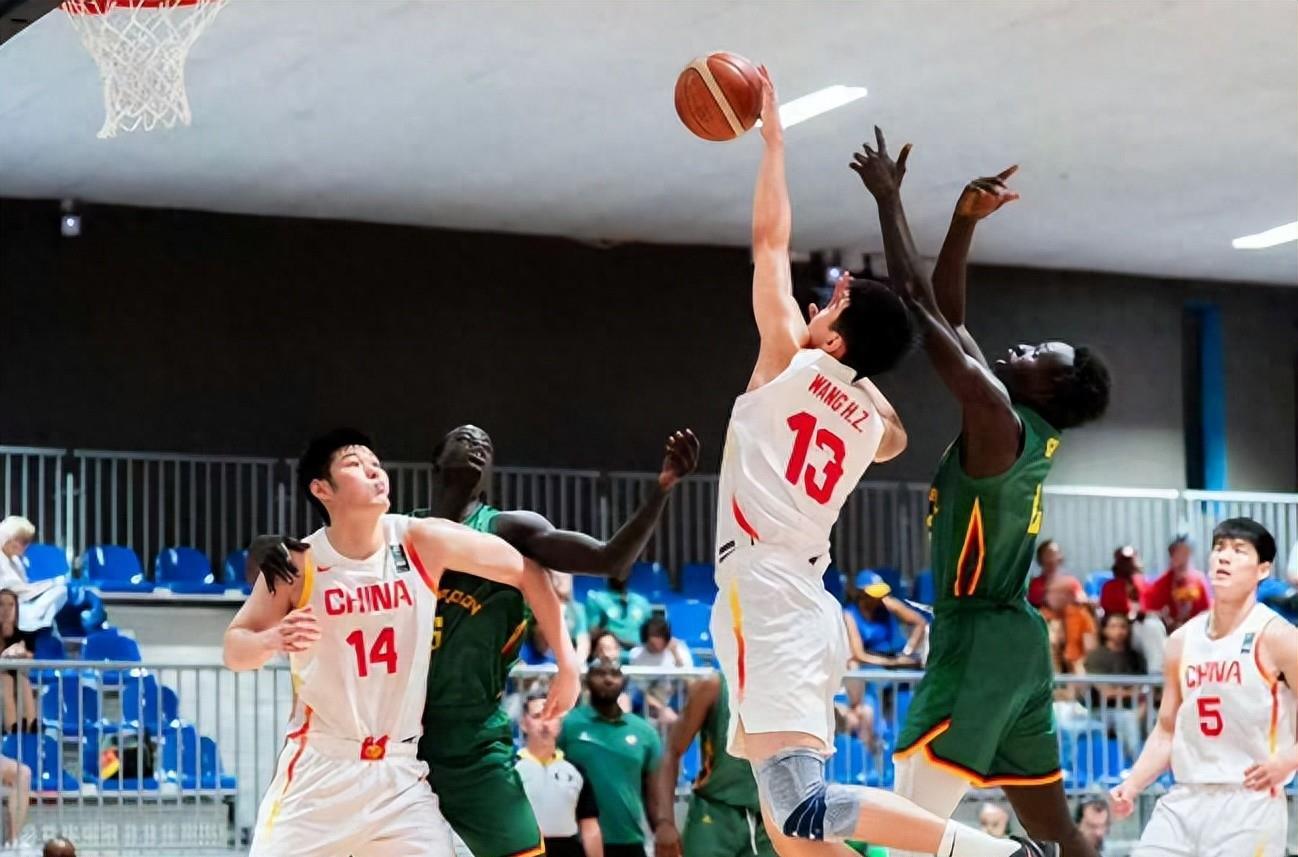 开云体育官方网站-篮球世界杯预选赛激烈展开，强队实力碾压的简单介绍