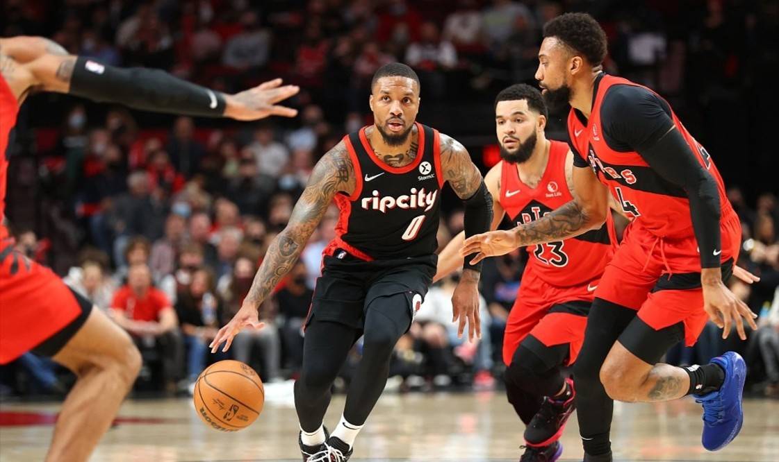 开云体育平台APP-苦战连连：猛龙对决开拓者，誓不罢休