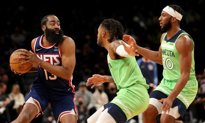 包含爵士客场擒下热火，高质量对决的词条