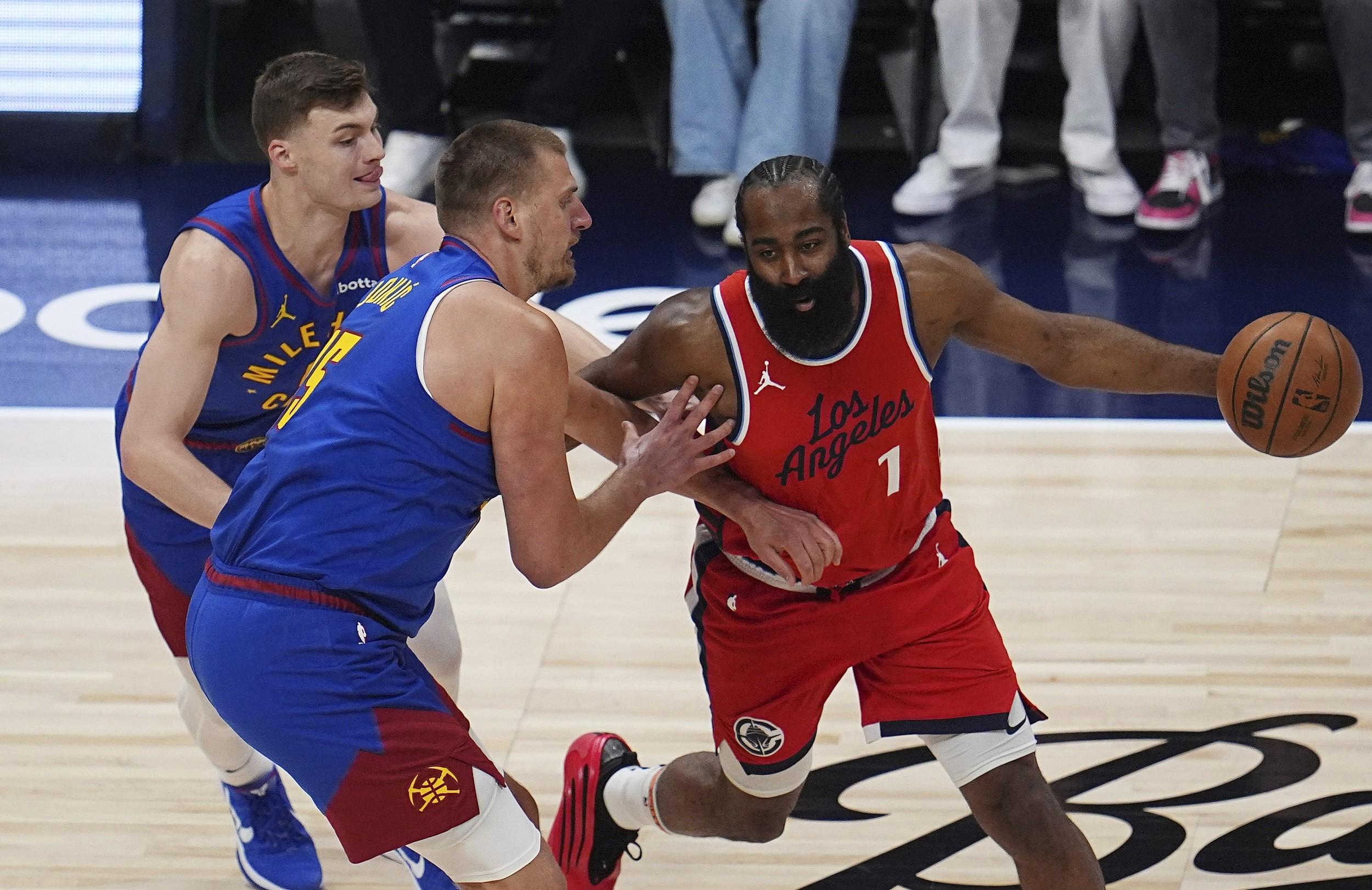 步行者击败黄蜂，取得两连胜