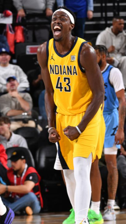 快船主场上演逆转大战 快船主场上演逆转大战