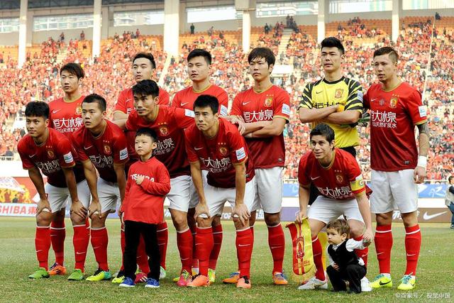 恒大公布新外援曝名单:全方位补强锋线华裔门将加盟 恒大公布新外援曝名单:全方位补强锋线华裔门将加盟