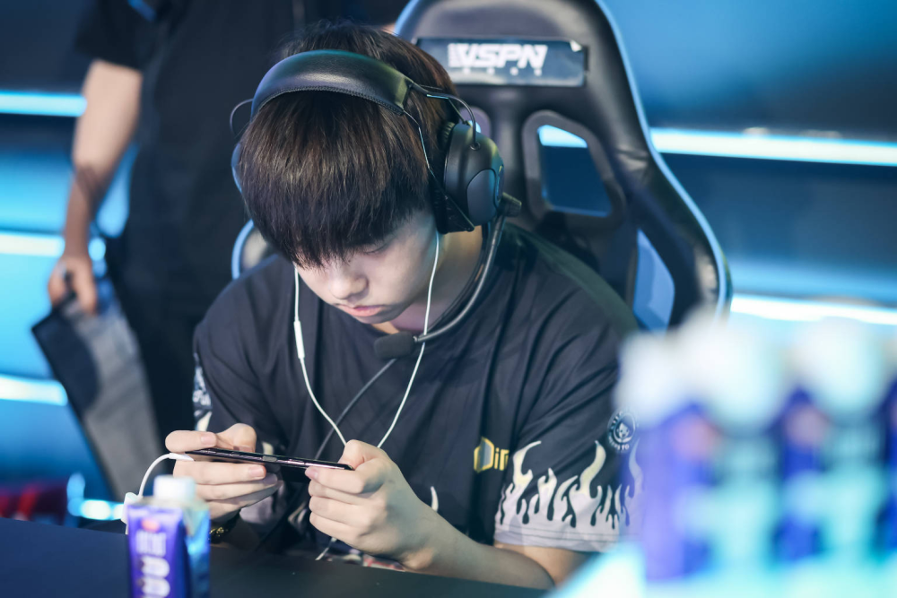 国际豪强竞逐冠军，惊心动魄的简单介绍