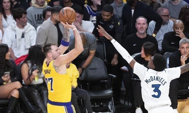 湖人B队鏖战阿根廷男篮，东契奇打破历史纪录